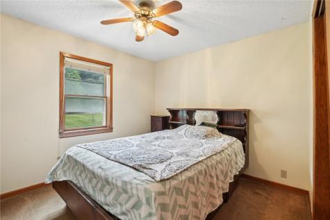 2914 Windy Ridge Road NE Swisher IA 52338