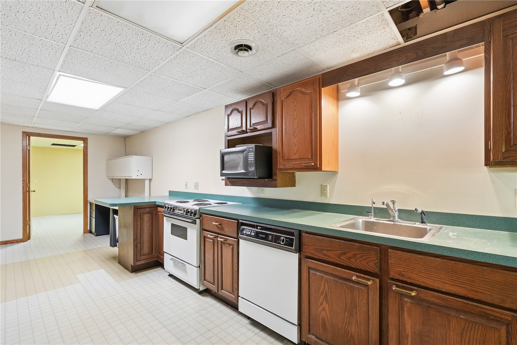 2914 Windy Ridge Road NE Swisher IA 52338