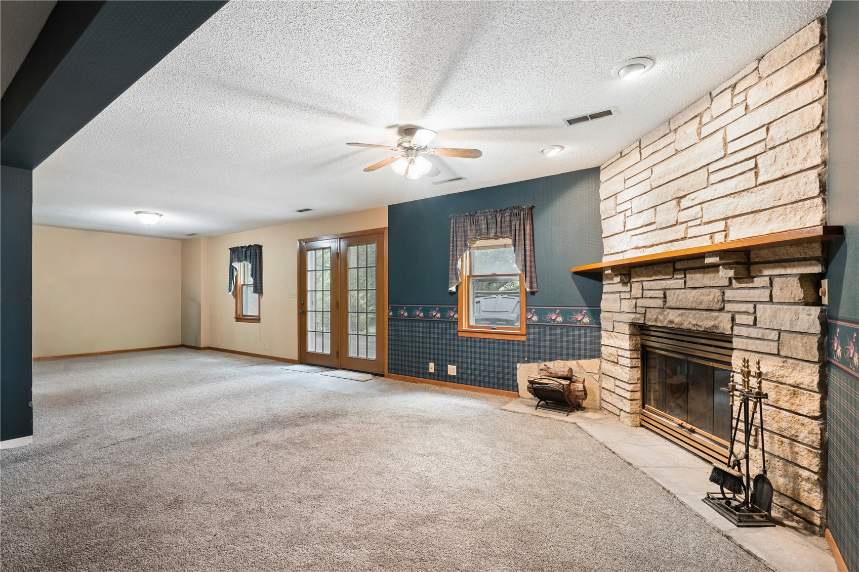 2914 Windy Ridge Road NE Swisher IA 52338