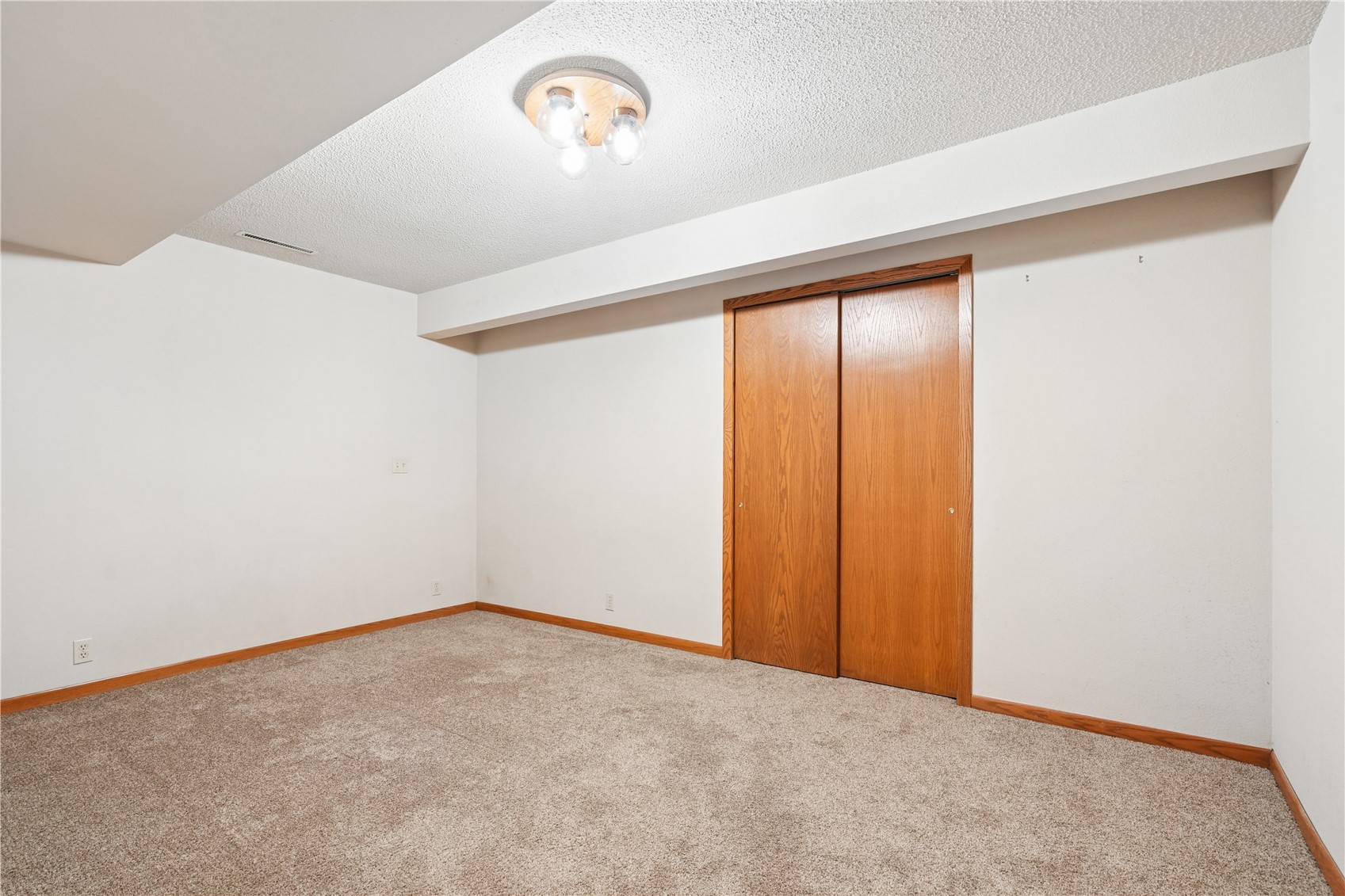 2914 Windy Ridge Road NE Swisher IA 52338