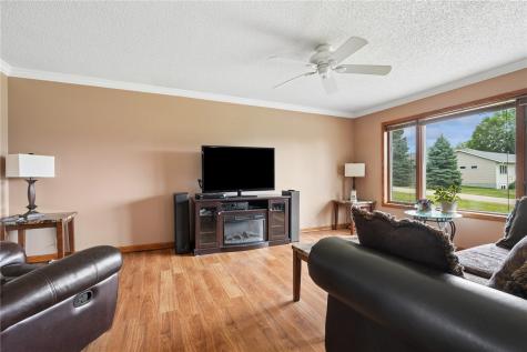 2914 Windy Ridge Road NE Swisher IA 52338