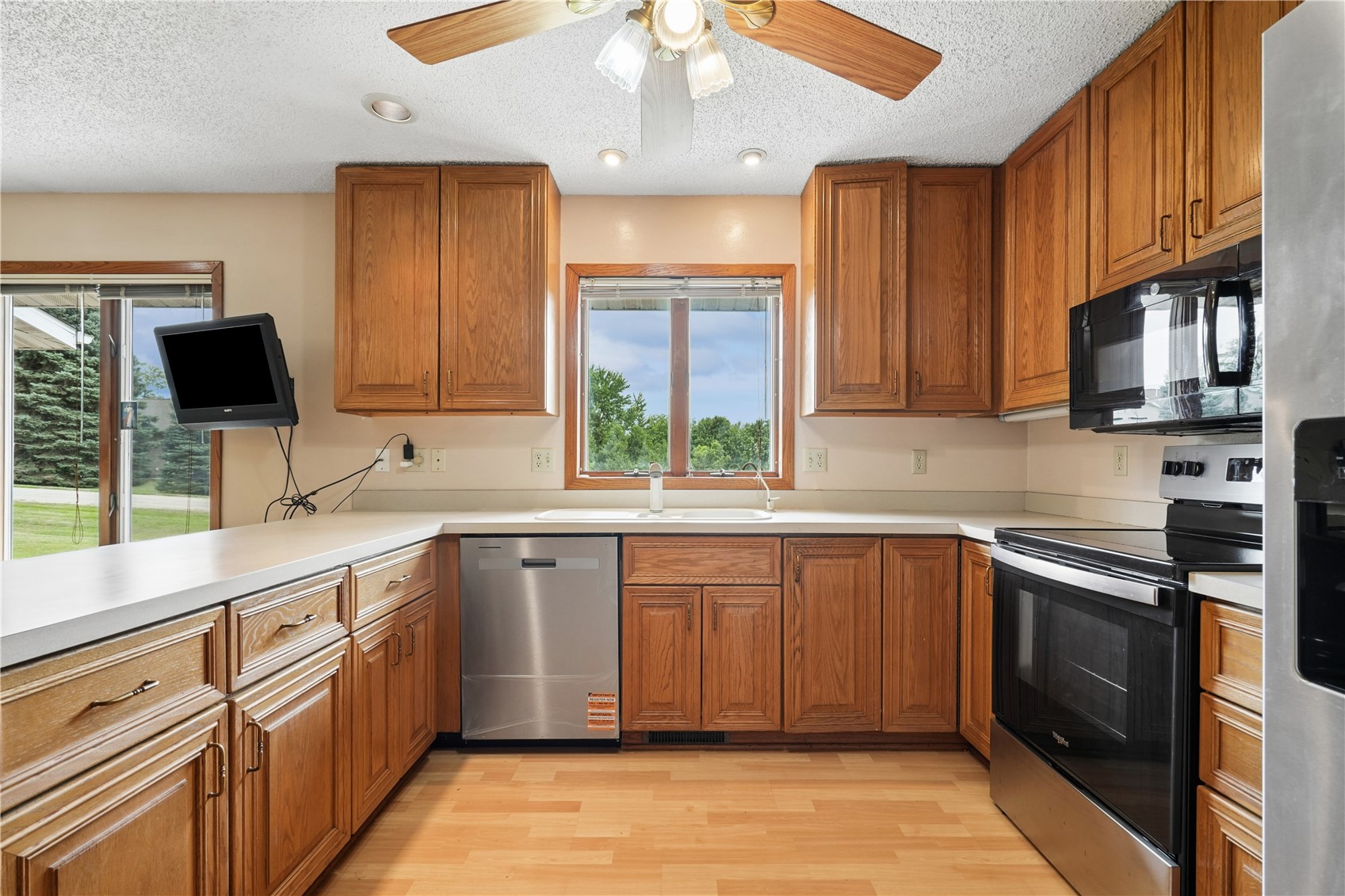 2914 Windy Ridge Road NE Swisher IA 52338