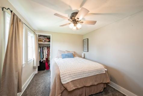 1935 1st Avenue SW Cedar Rapids IA 52405