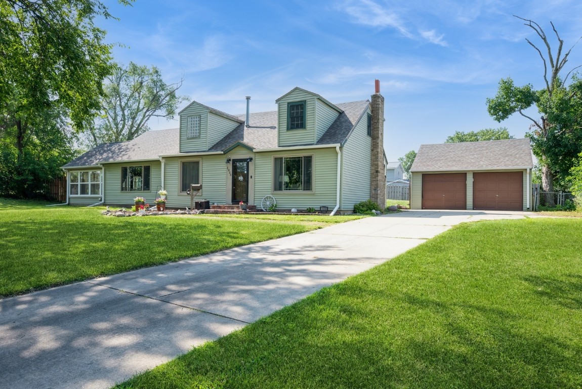 1935 1st Avenue SW Cedar Rapids IA 52405