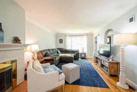 1935 1st Avenue SW Cedar Rapids IA 52405