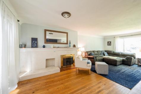 1935 1st Avenue SW Cedar Rapids IA 52405