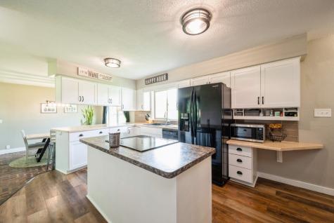 1935 1st Avenue SW Cedar Rapids IA 52405