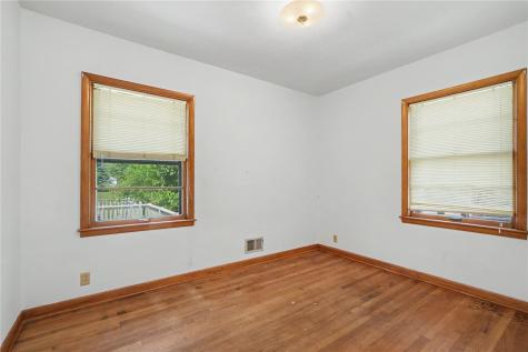 4214 Culver Street NE Cedar Rapids IA 52402
