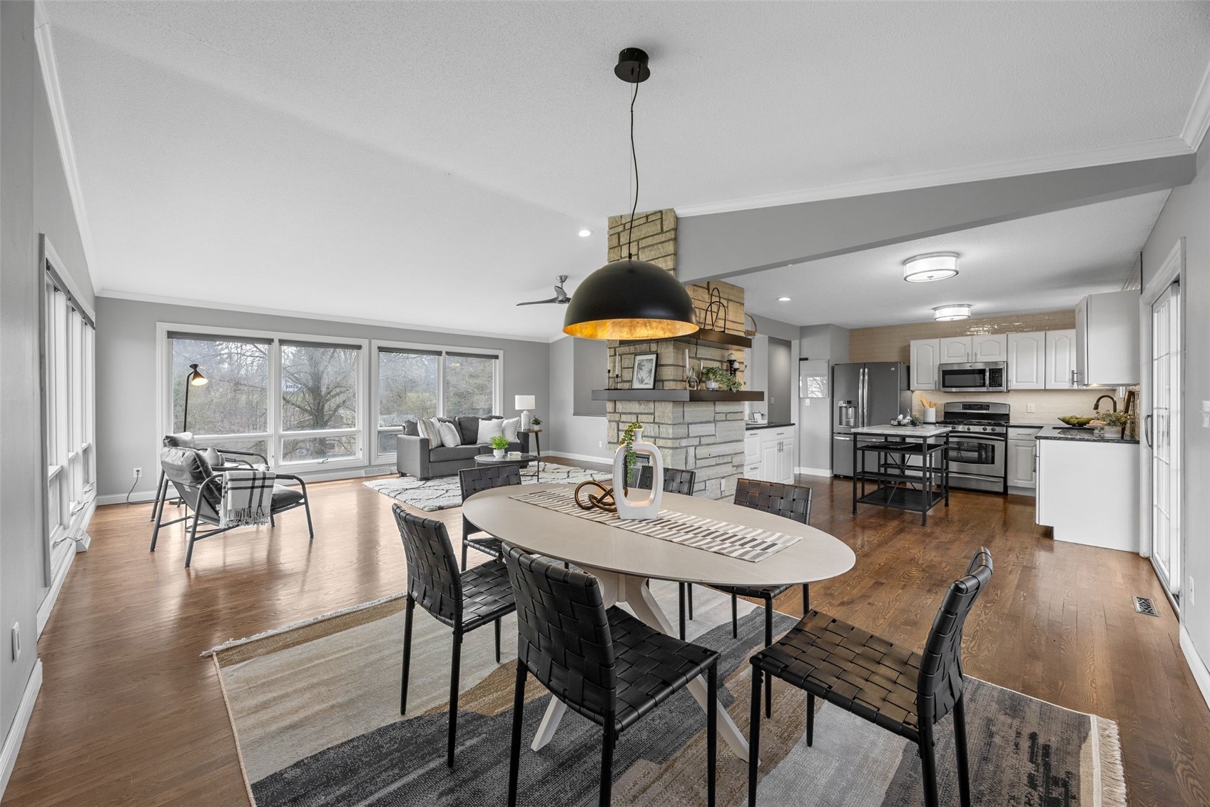 22 Fairview Knoll NE Iowa City IA 52240