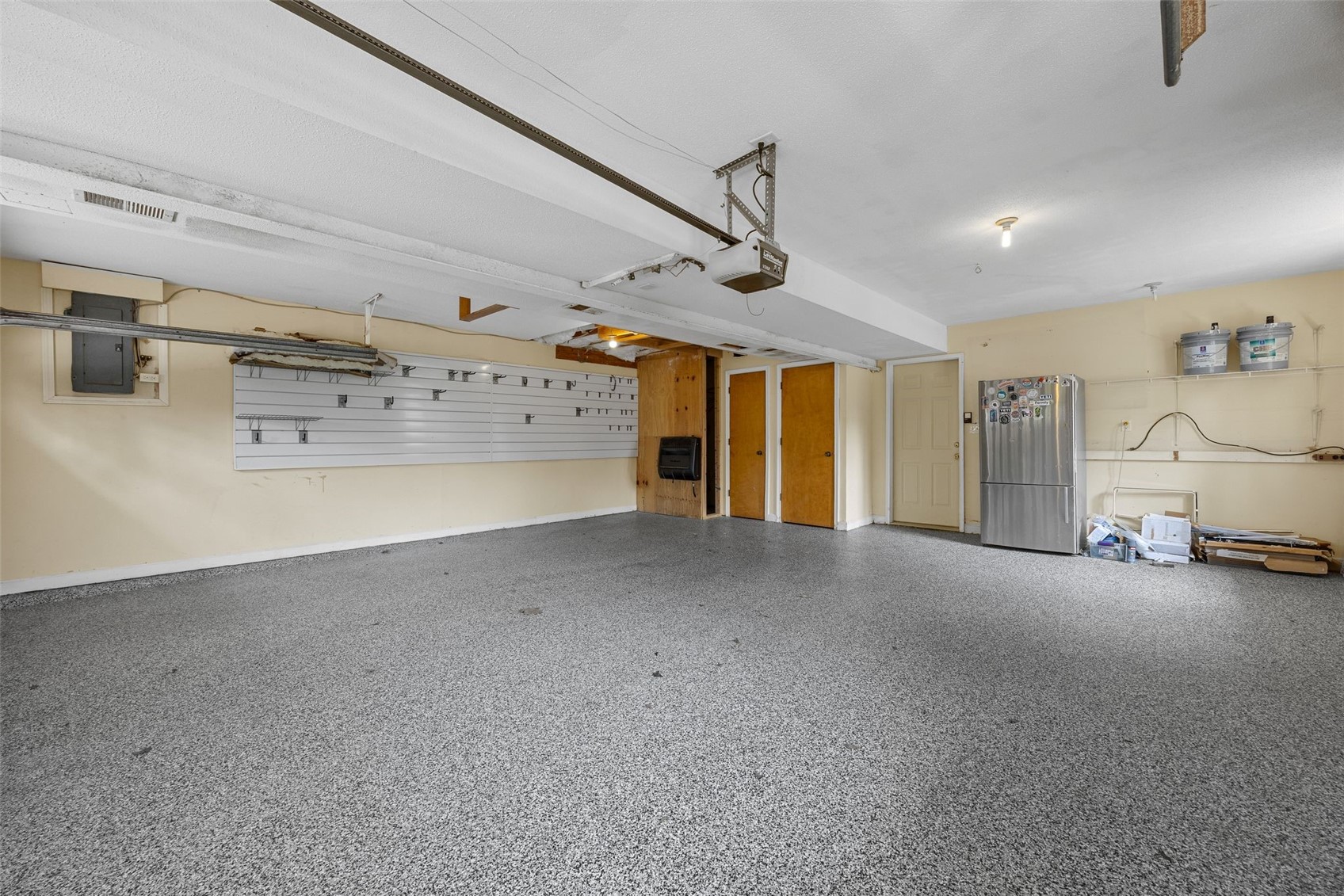 22 Fairview Knoll NE Iowa City IA 52240