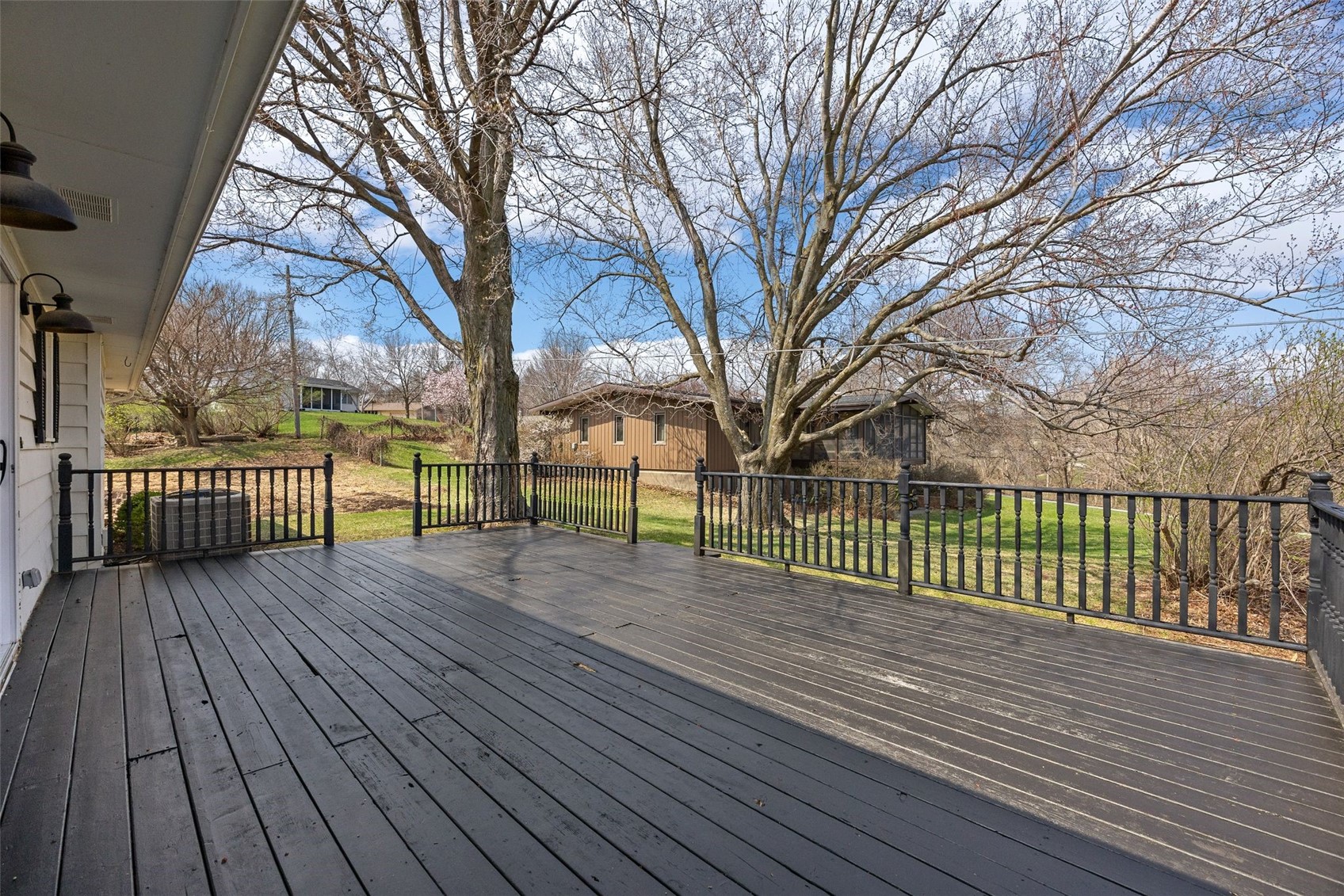 22 Fairview Knoll NE Iowa City IA 52240