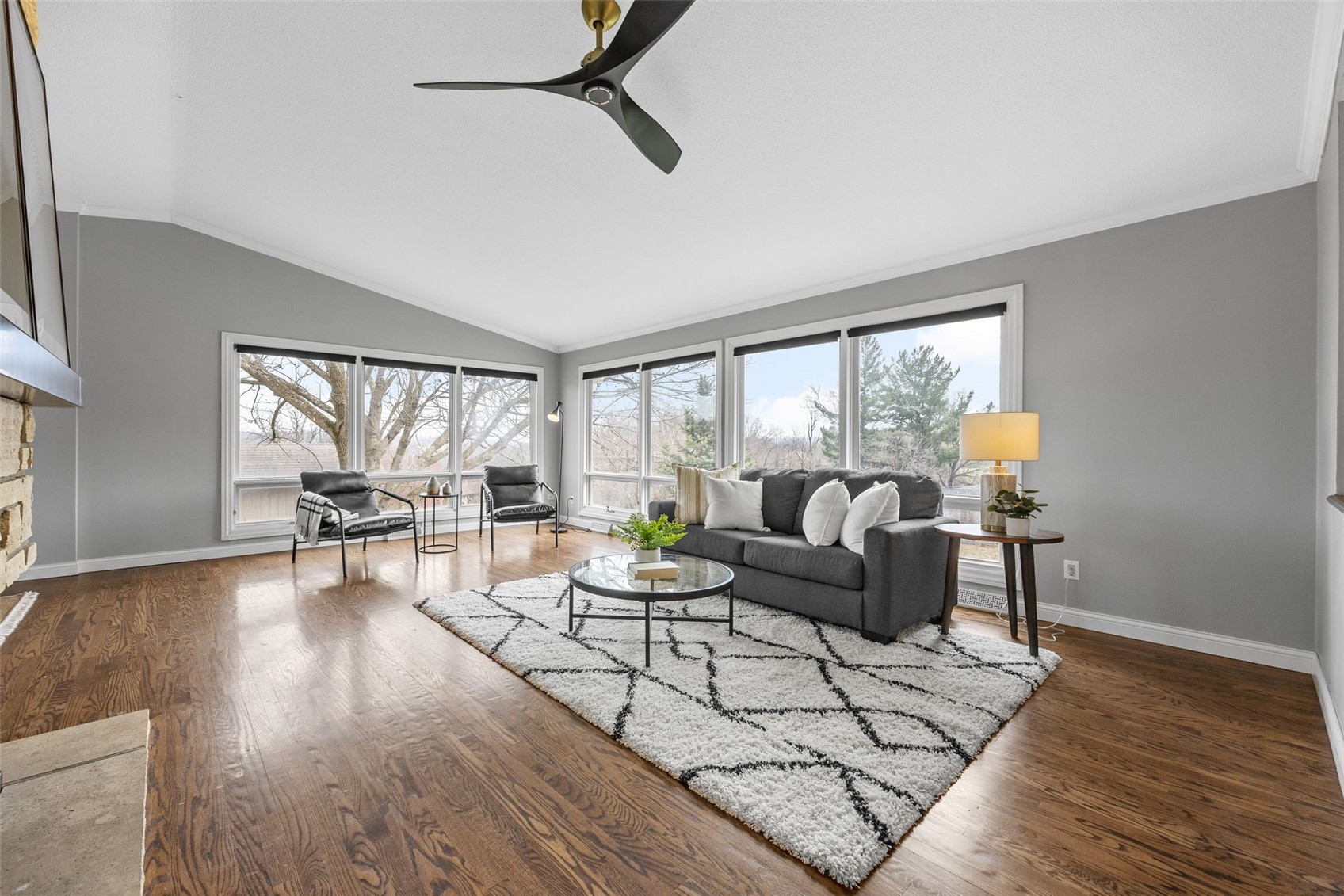 22 Fairview Knoll NE Iowa City IA 52240