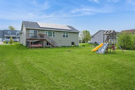 402/404 Root Drive Blairstown IA 52209