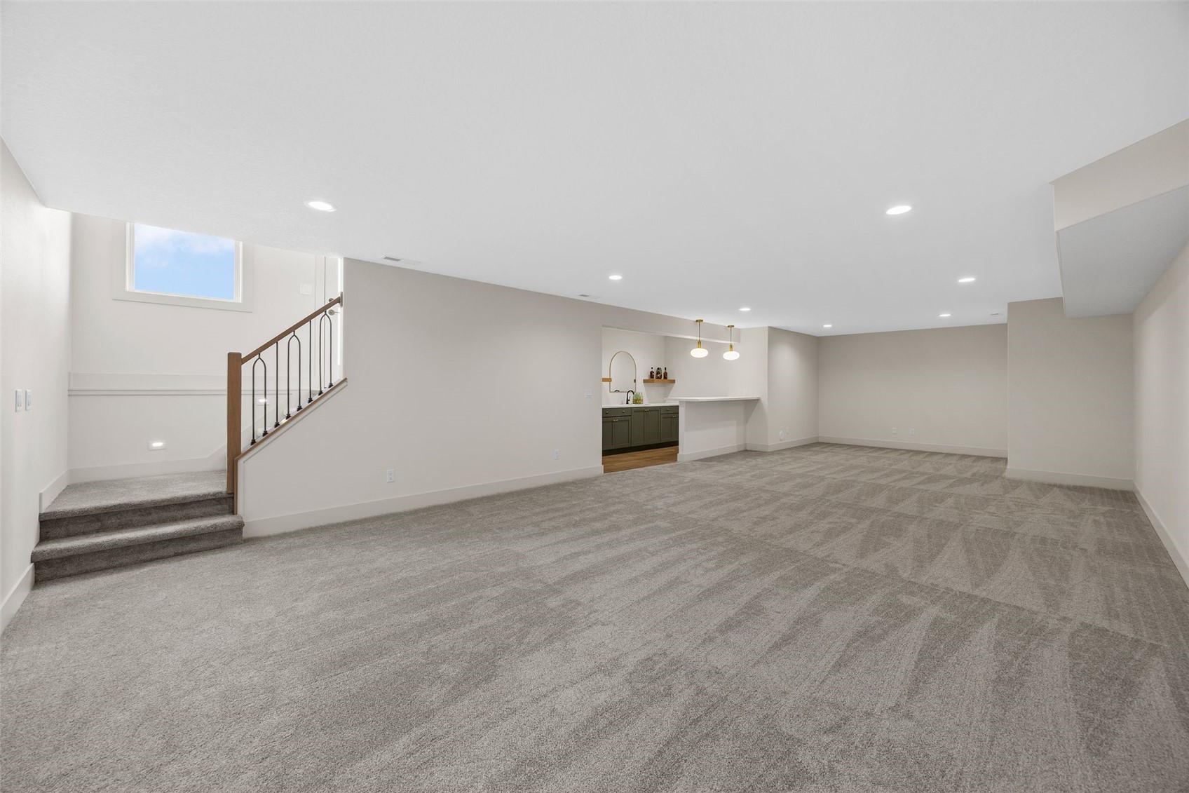 523 Rogers Lane Center Point IA 52213