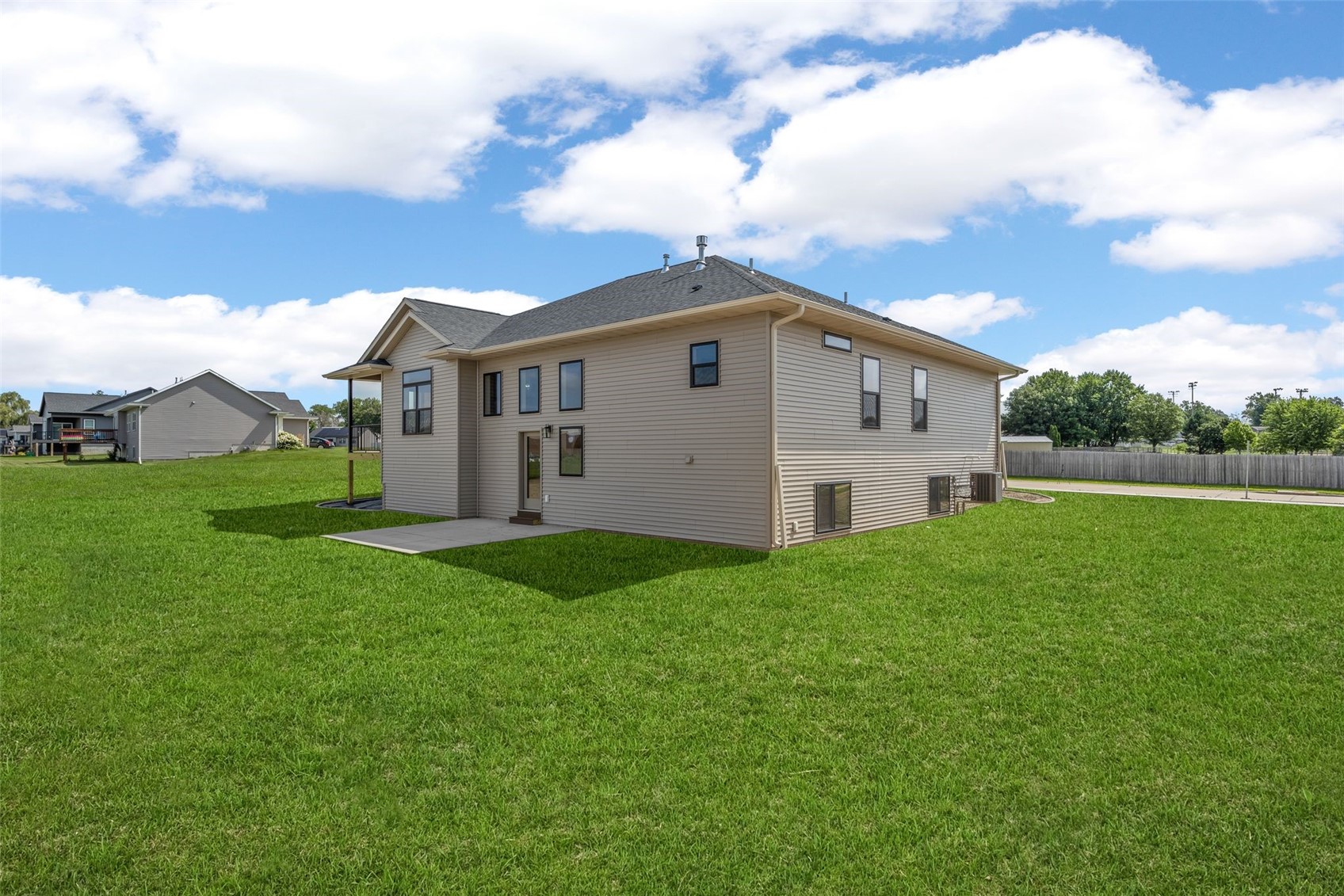 523 Rogers Lane Center Point IA 52213
