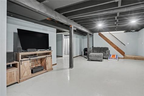 200 Isham Drive Marion IA 52302