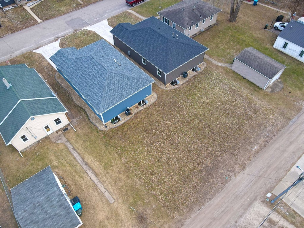 608 Wallgate Avenue Waterloo IA 50701