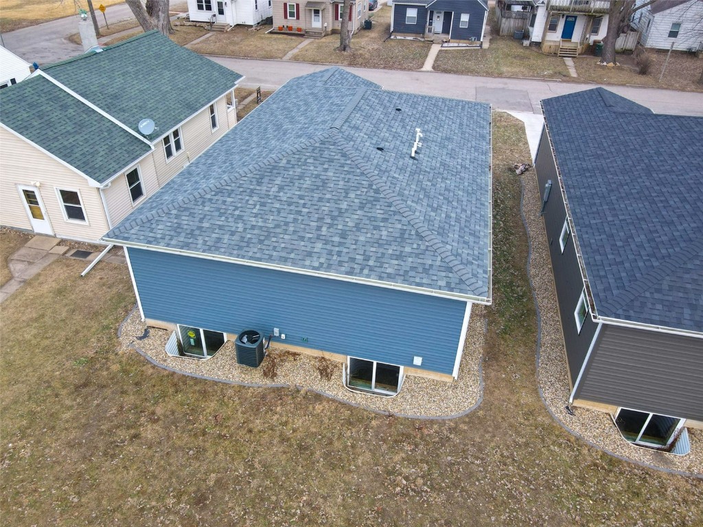 608 Wallgate Avenue Waterloo IA 50701