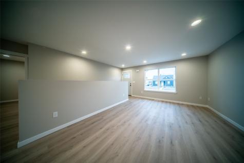 608 Wallgate Avenue Waterloo IA 50701