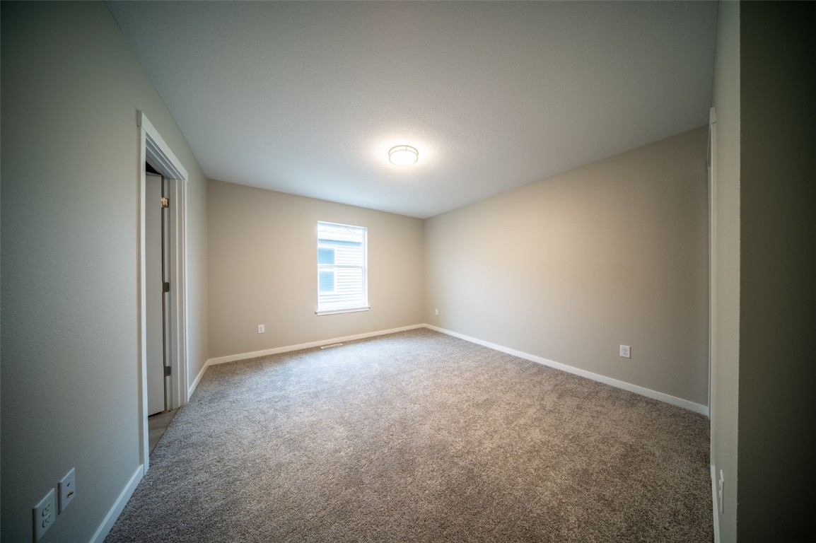 608 Wallgate Avenue Waterloo IA 50701