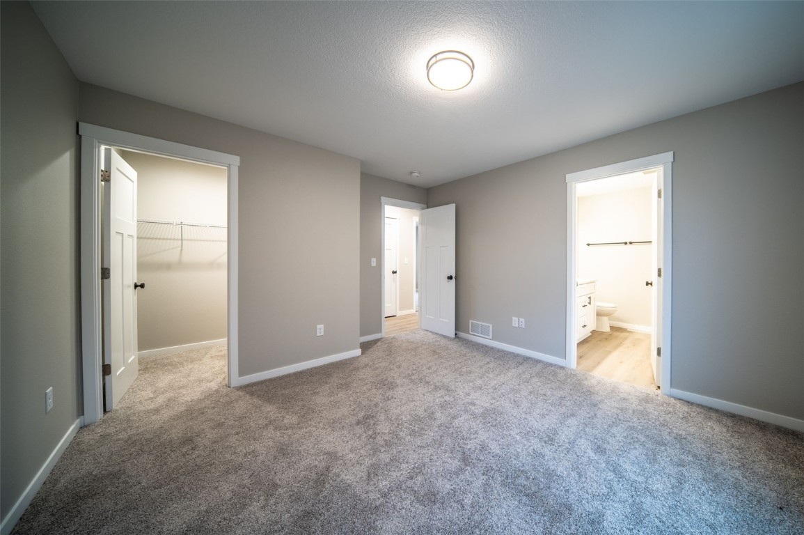 608 Wallgate Avenue Waterloo IA 50701