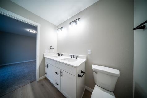608 Wallgate Avenue Waterloo IA 50701