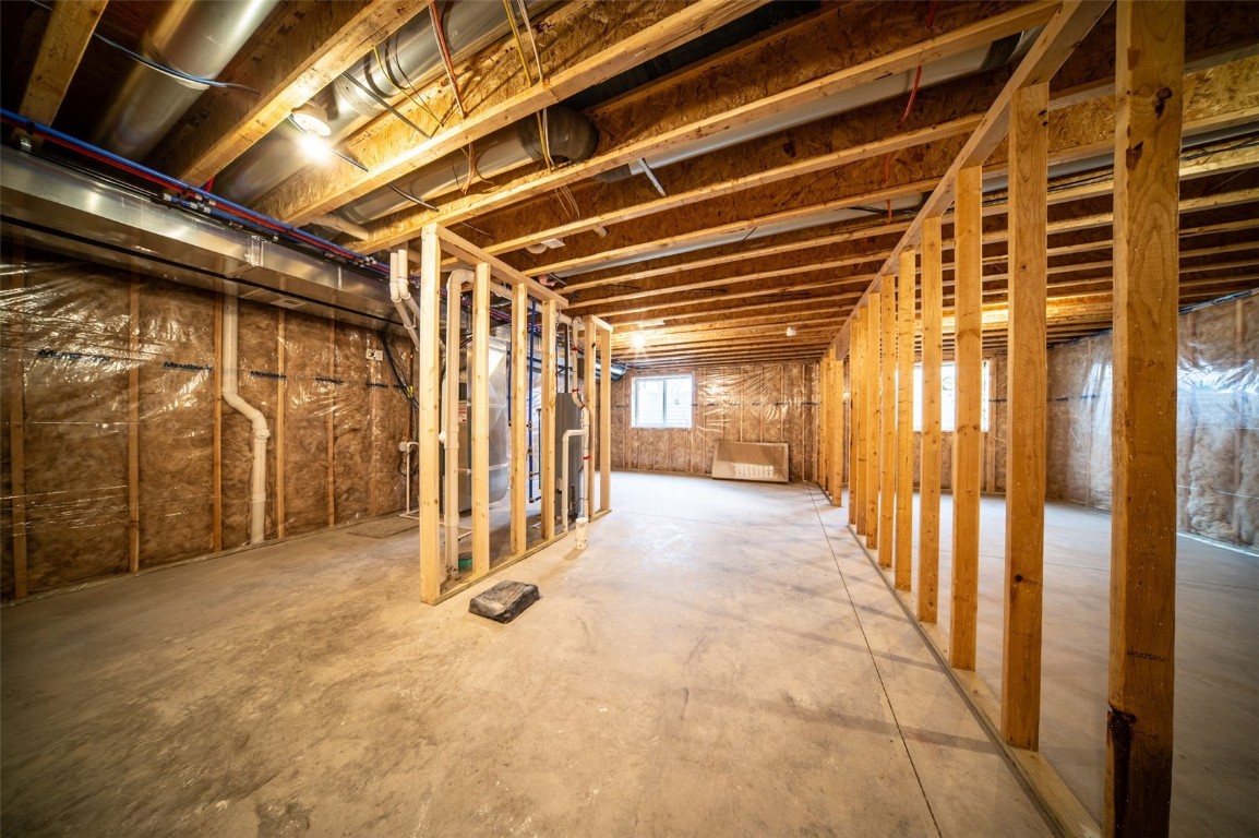 608 Wallgate Avenue Waterloo IA 50701