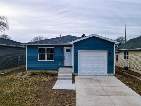 608 Wallgate Avenue Waterloo IA 50701