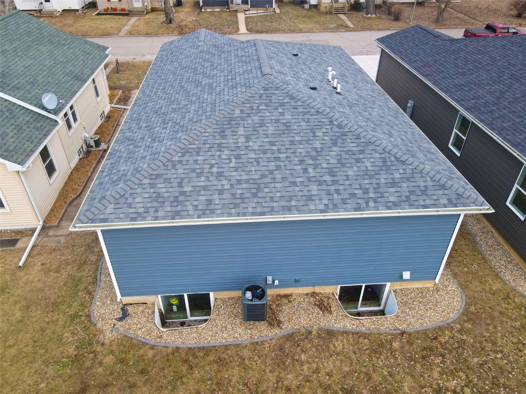 608 Wallgate Avenue Waterloo IA 50701
