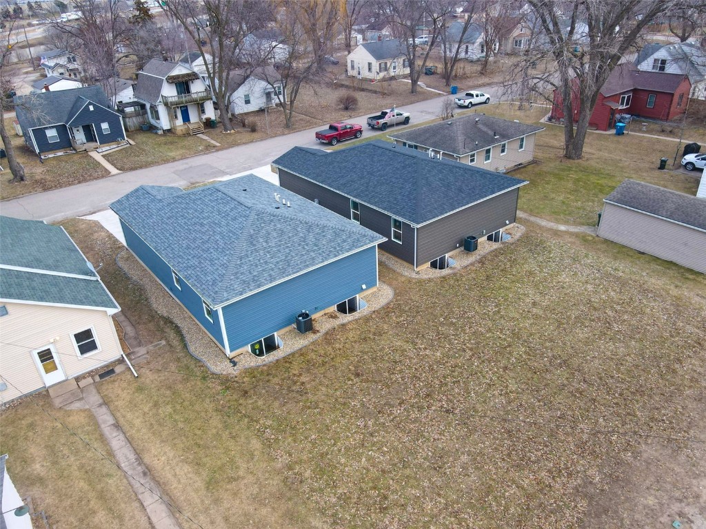 608 Wallgate Avenue Waterloo IA 50701