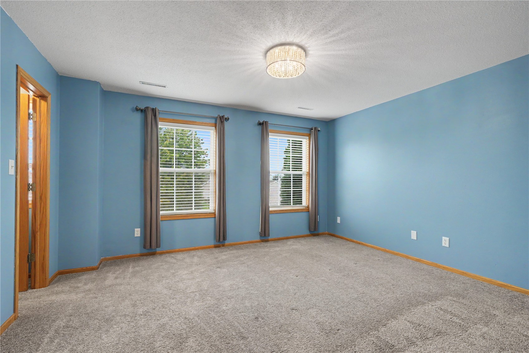 3618 Falcon View Road SW Cedar Rapids IA 52404