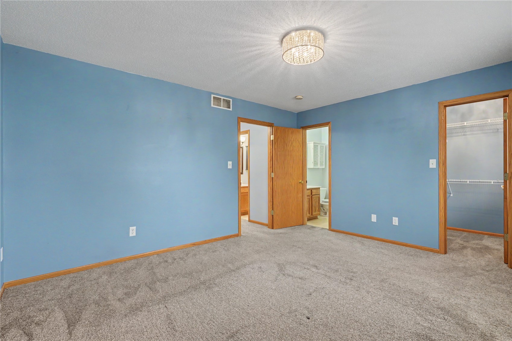 3618 Falcon View Road SW Cedar Rapids IA 52404
