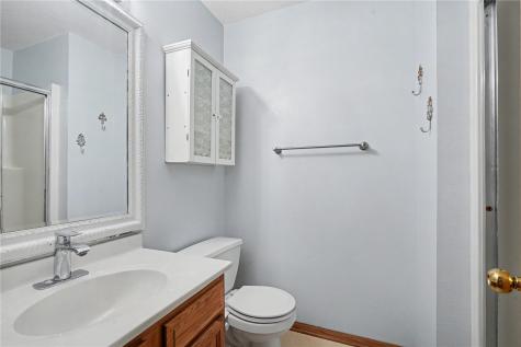 3618 Falcon View Road SW Cedar Rapids IA 52404