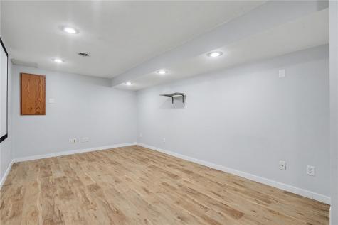 3618 Falcon View Road SW Cedar Rapids IA 52404