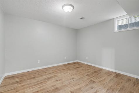 3618 Falcon View Road SW Cedar Rapids IA 52404