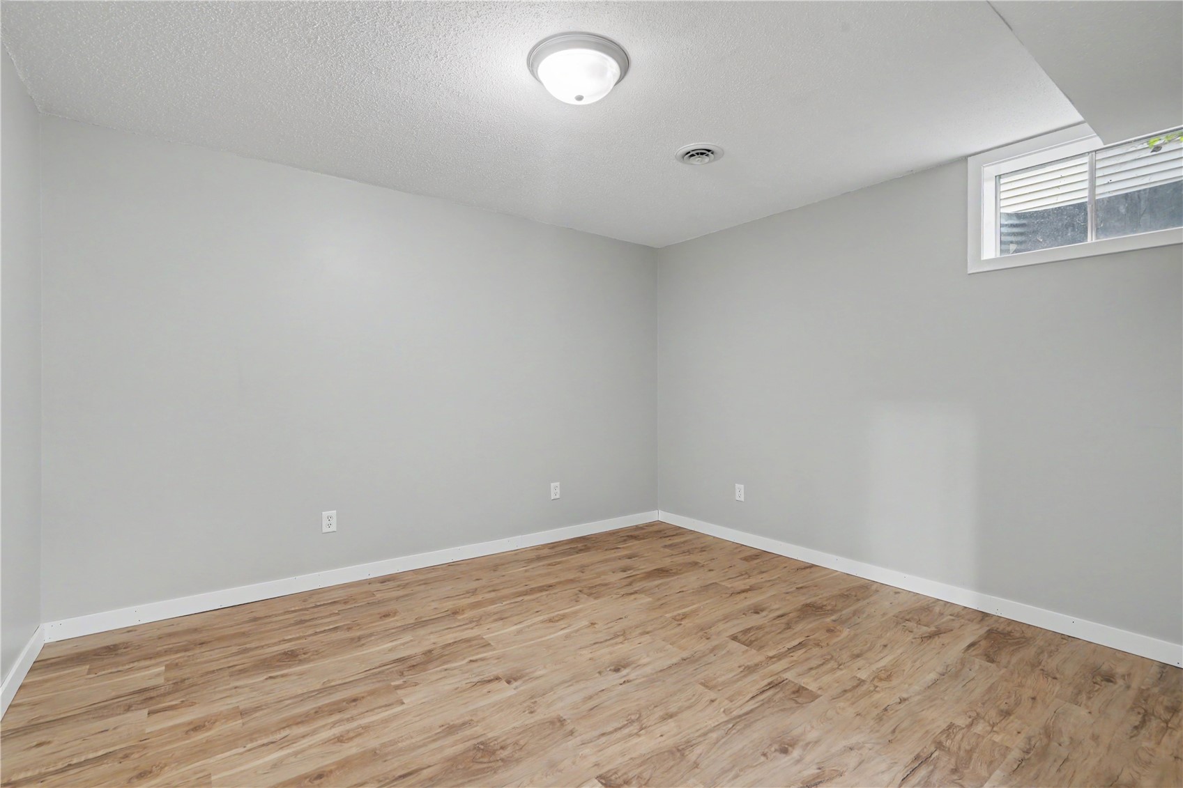 3618 Falcon View Road SW Cedar Rapids IA 52404