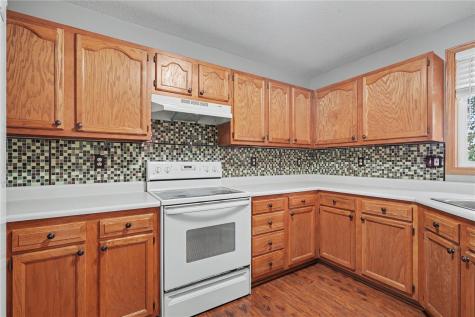 3618 Falcon View Road SW Cedar Rapids IA 52404