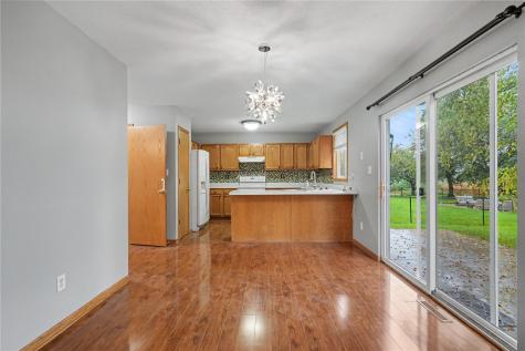3618 Falcon View Road SW Cedar Rapids IA 52404