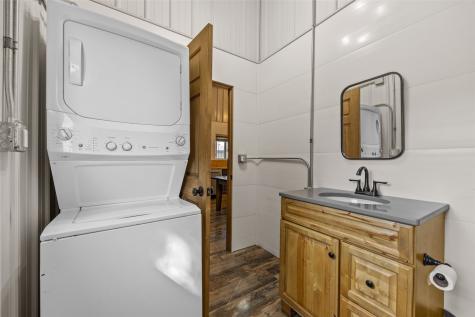 3373 72nd Street Atkins IA 52206
