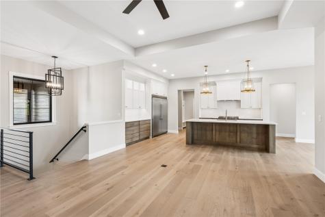 3057 Dell Ridge Lane Hiawatha IA 52233