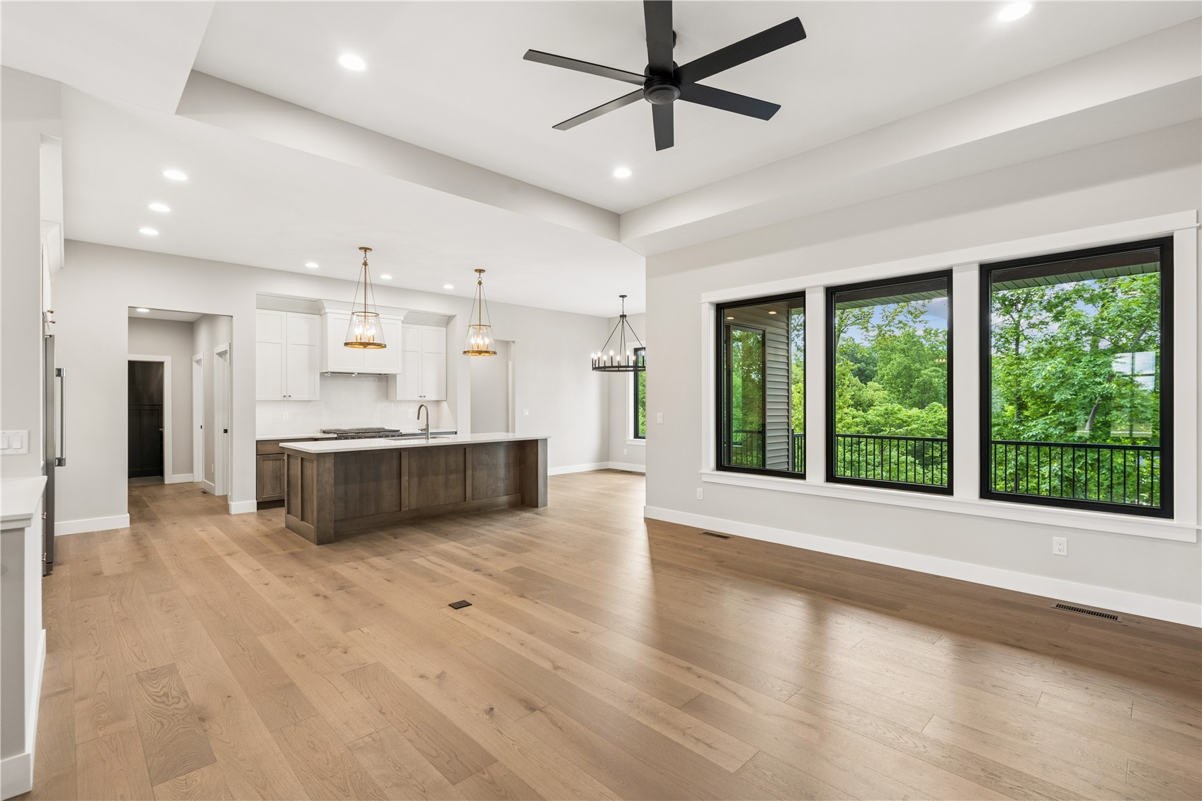 3057 Dell Ridge Lane Hiawatha IA 52233