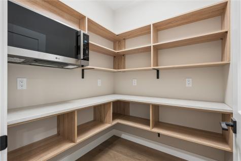 3057 Dell Ridge Lane Hiawatha IA 52233