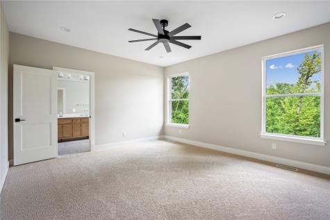 3057 Dell Ridge Lane Hiawatha IA 52233
