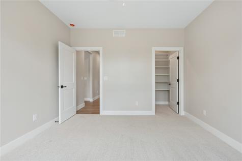 3057 Dell Ridge Lane Hiawatha IA 52233