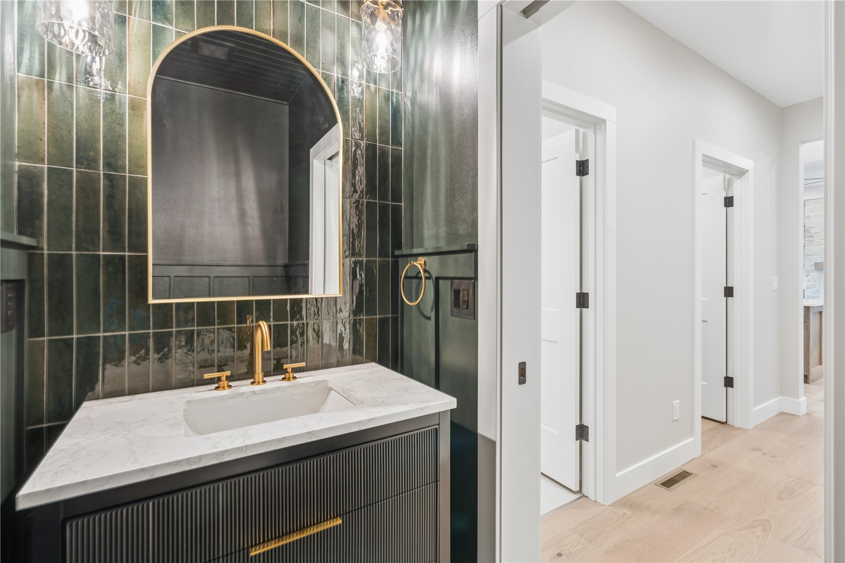 3057 Dell Ridge Lane Hiawatha IA 52233