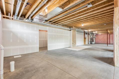 3057 Dell Ridge Lane Hiawatha IA 52233