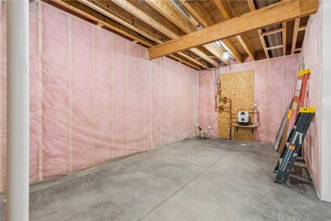 3057 Dell Ridge Lane Hiawatha IA 52233