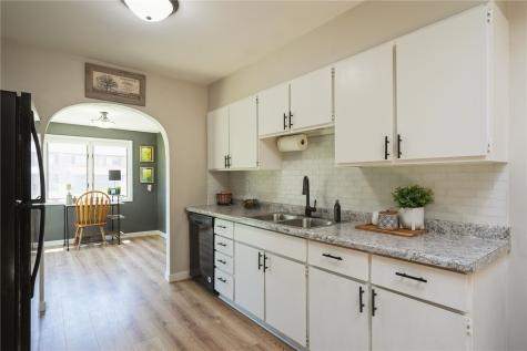 431 30th St Drive SE Cedar Rapids IA 52403