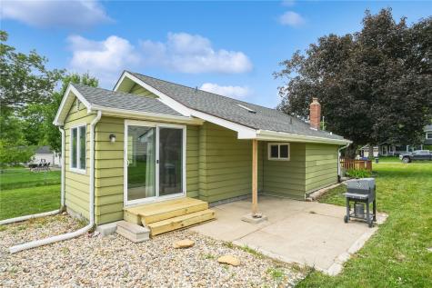 431 30th St Drive SE Cedar Rapids IA 52403