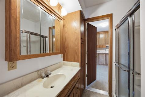 2770 Mcgowan Boulevard Marion IA 52302
